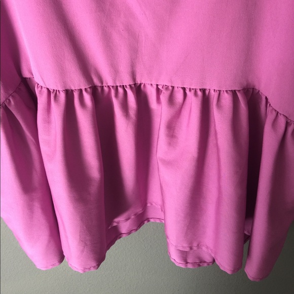 American Eagle - Peplum Top - Picture 2 of 5