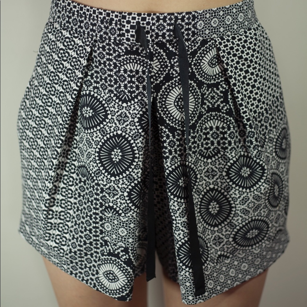 Patterned Skorts - image 1