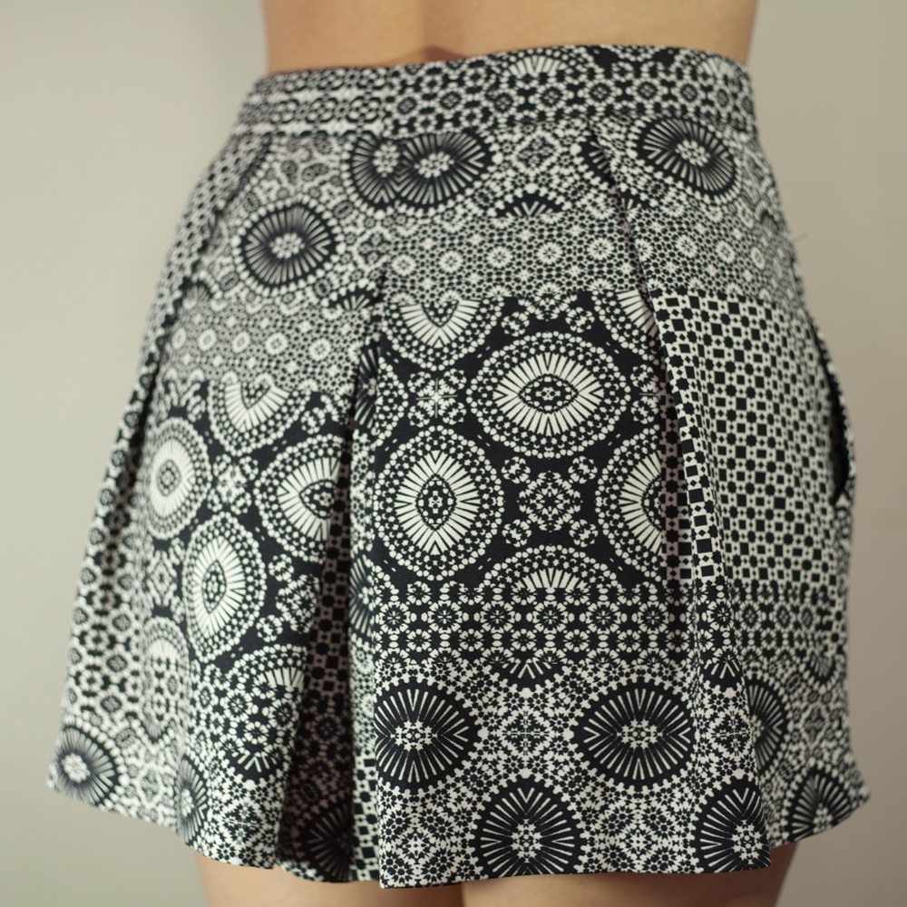 Patterned Skorts - image 3