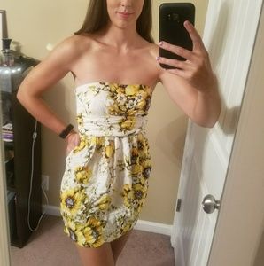 Forever 21 Yellow Floral Strapless Dress w/ Pocket