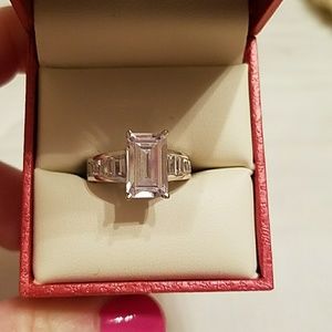 Celebrity inspired engagement ring