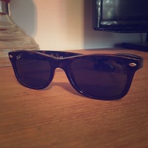 Ray Ban New Wayfarer (Authentic)