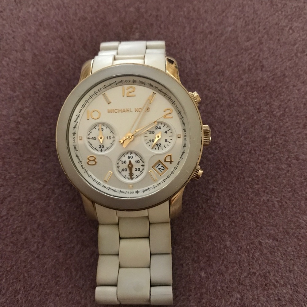 Michael Kors Runway 5145 Watch