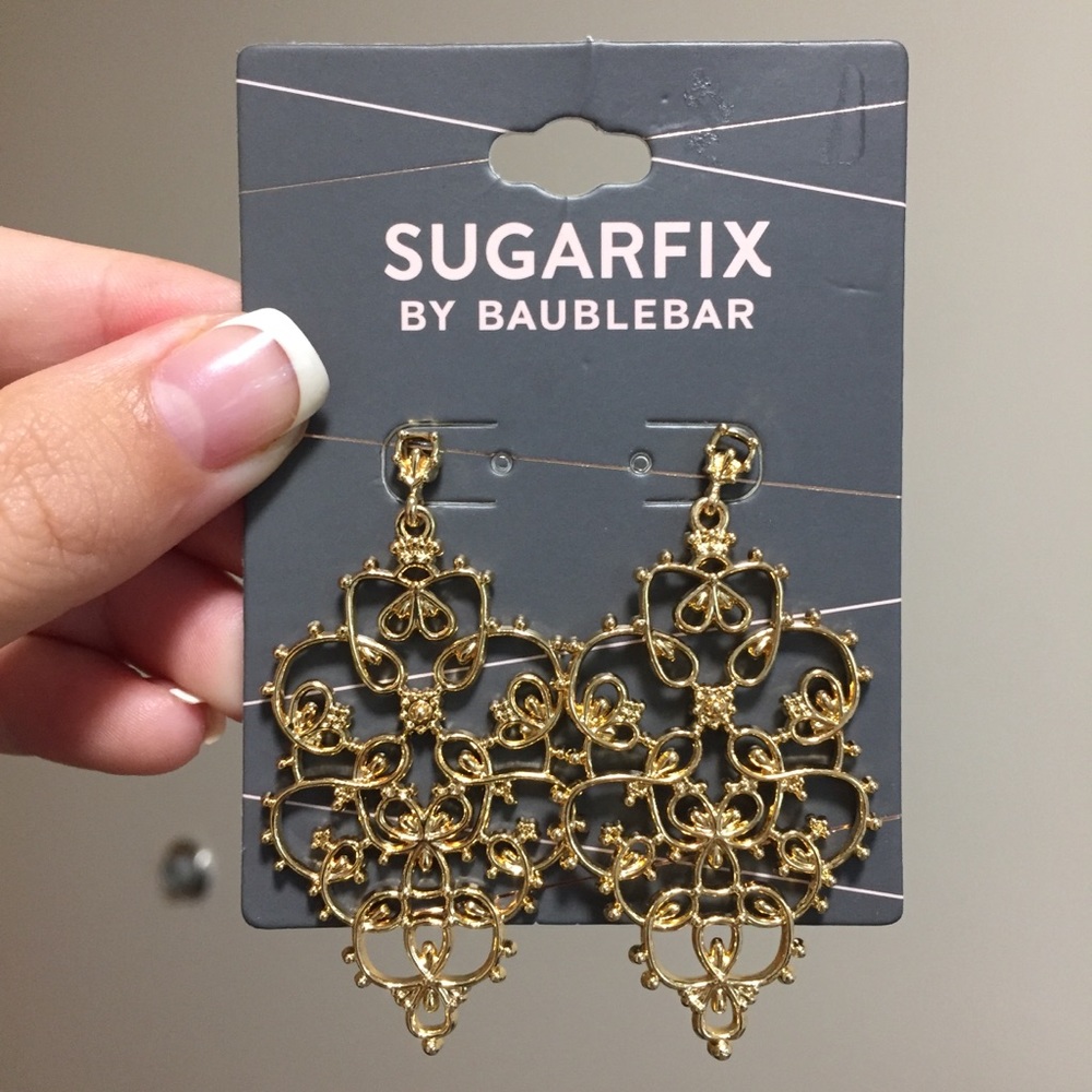 Filigree Gold Drop Earrings