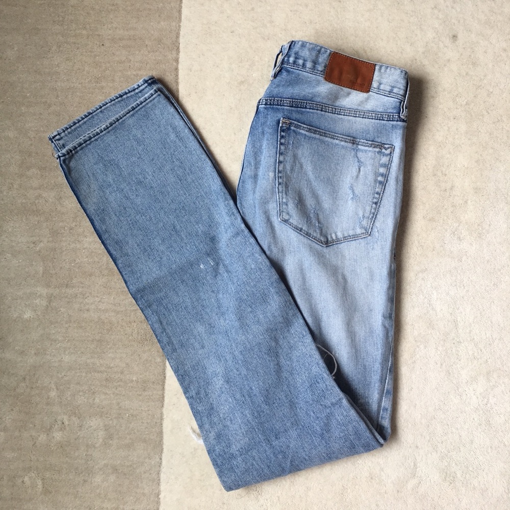 Distressed Madewell jeans size 27