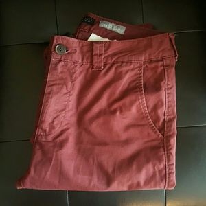 Slim straight maroon