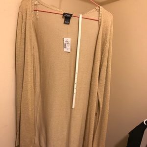 Gold sweater with cream belt