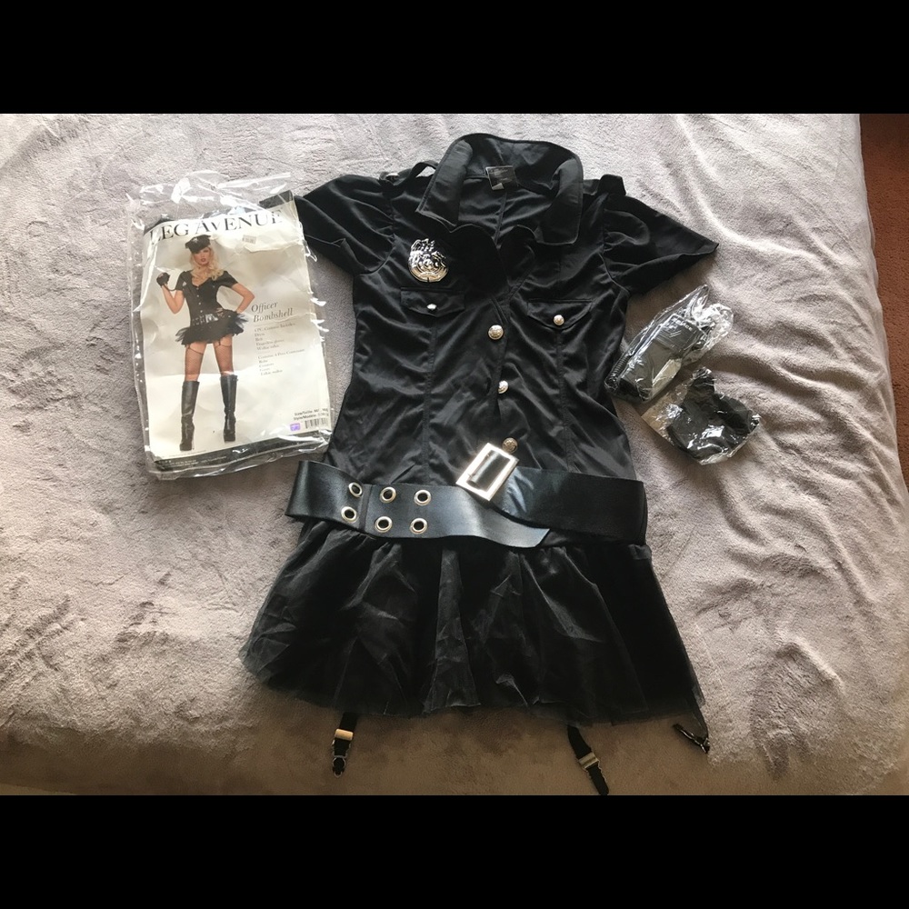 Leg Avenue Officer Bombshell Costume