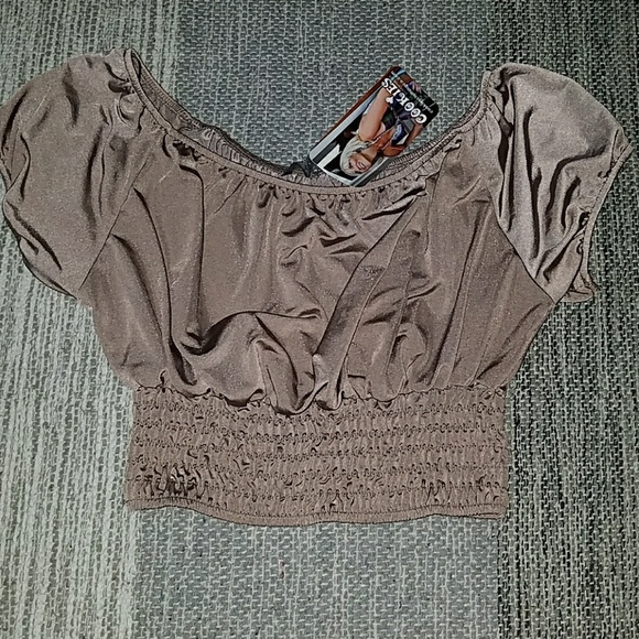 Crop top - Picture 1 of 1