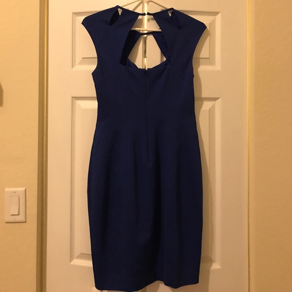 Cache Dress 🦋 - Picture 2 of 4