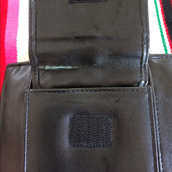 Buxton BUXHYDE Wallet/Crossbody Bag - Picture 7 of 8