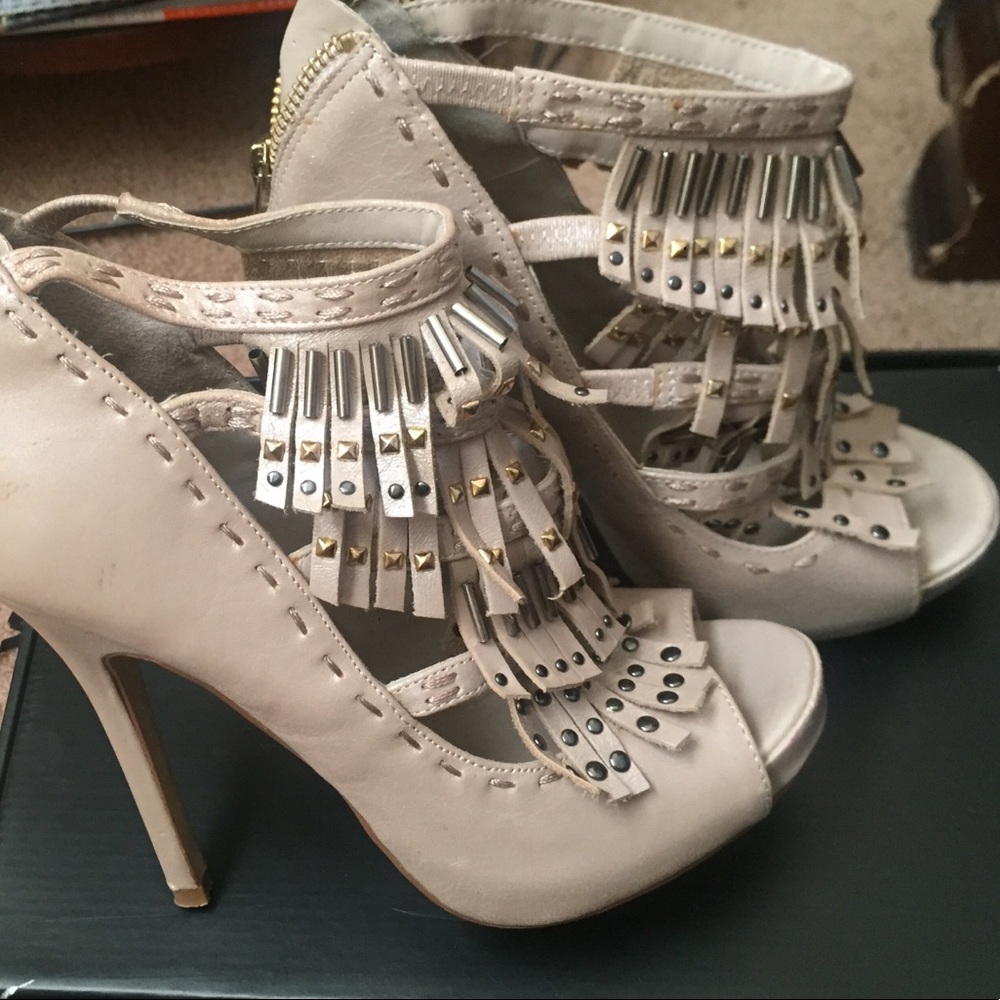 Tan Aldo's Pump