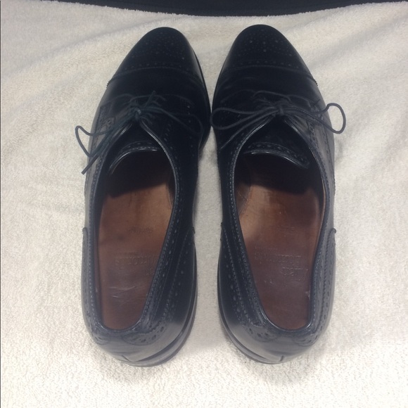 RARE Black Allen Edmonds Sanford 9.5D great shape! - Picture 3 of 8