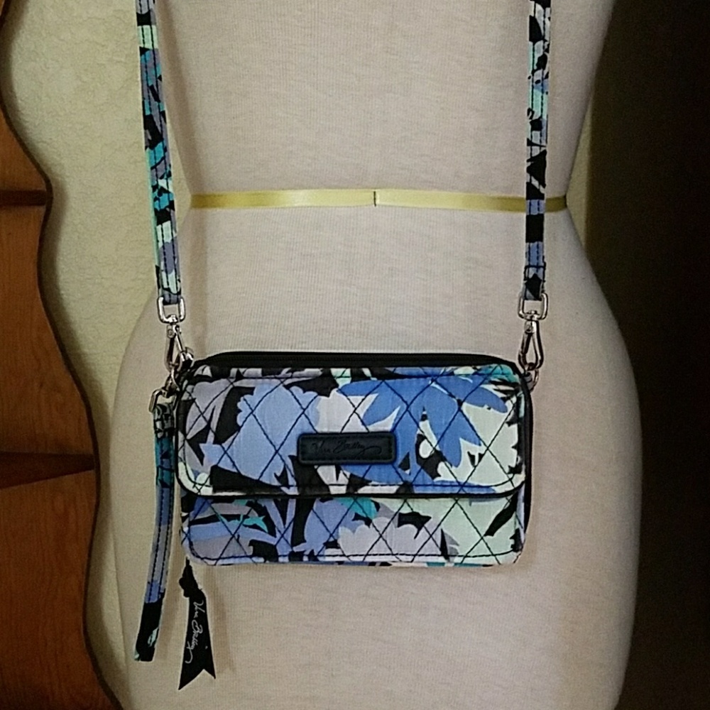 Vera Bradley Crossbody ALL in One or Wristlet