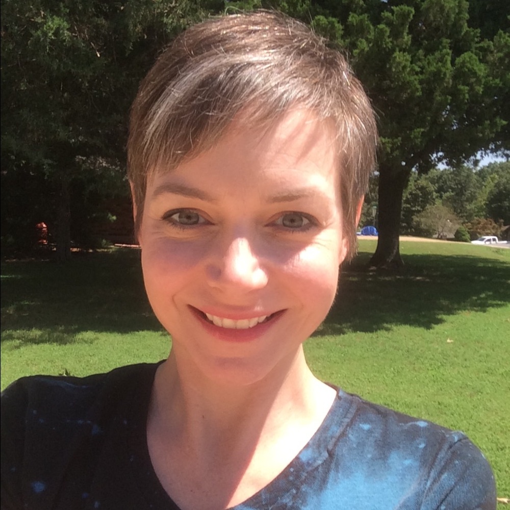 Meet your Posher, Amy