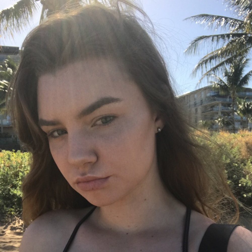 Meet your Posher, Em