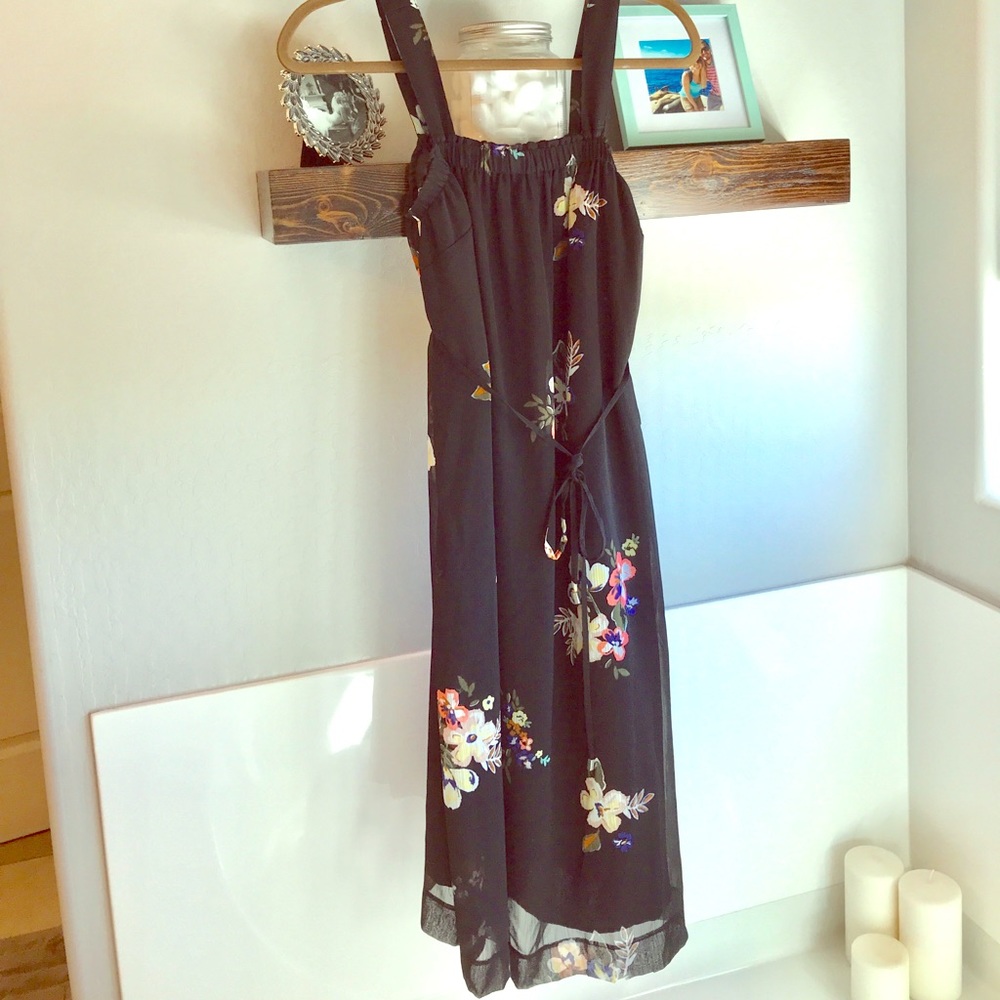 💐NWOT Cute Dress!