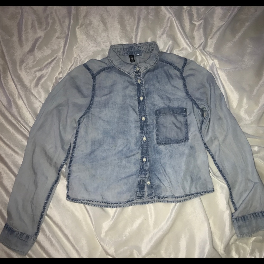 Cropped Soft jean button down shirt