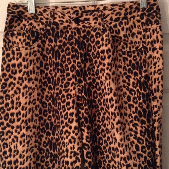 Victoria's Secret Cheetah Print Jeans - Picture 2 of 7