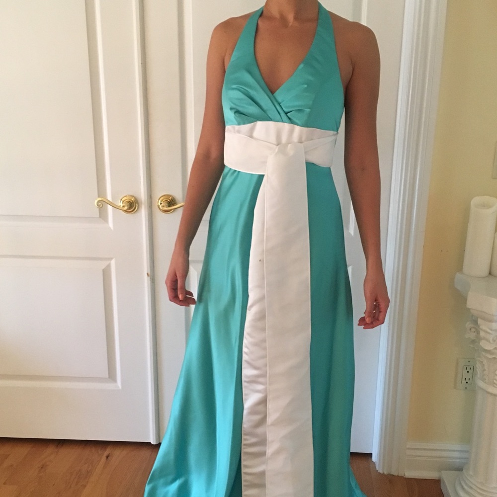 WTOO Watters & Watters silk evening gown