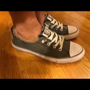 Women 10 Gray Converse Shoreline Slip-on Sneakers