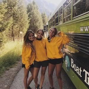 Meet your Posher, Bria