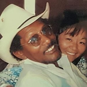 Meet your Posher, Gayle