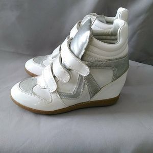 Circo heeled shoes