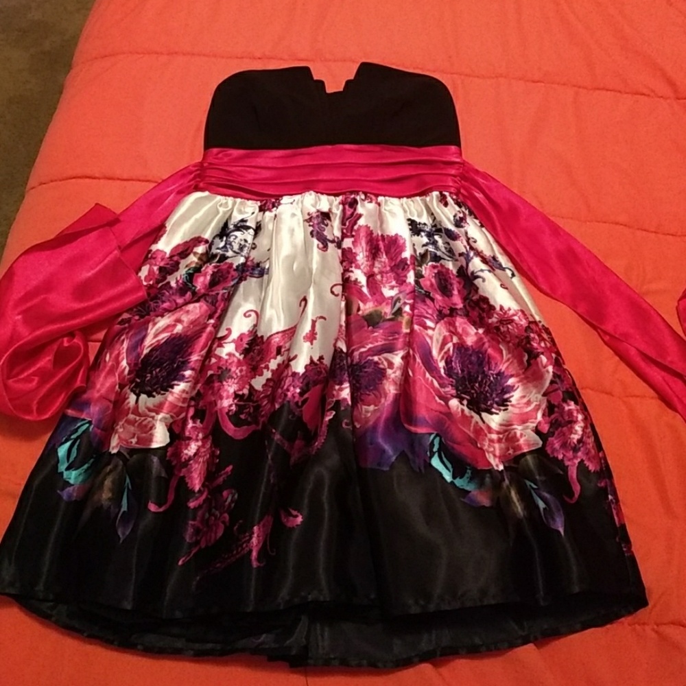 Colorful dress. Very soft.