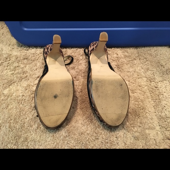 Heals - Picture 3 of 7