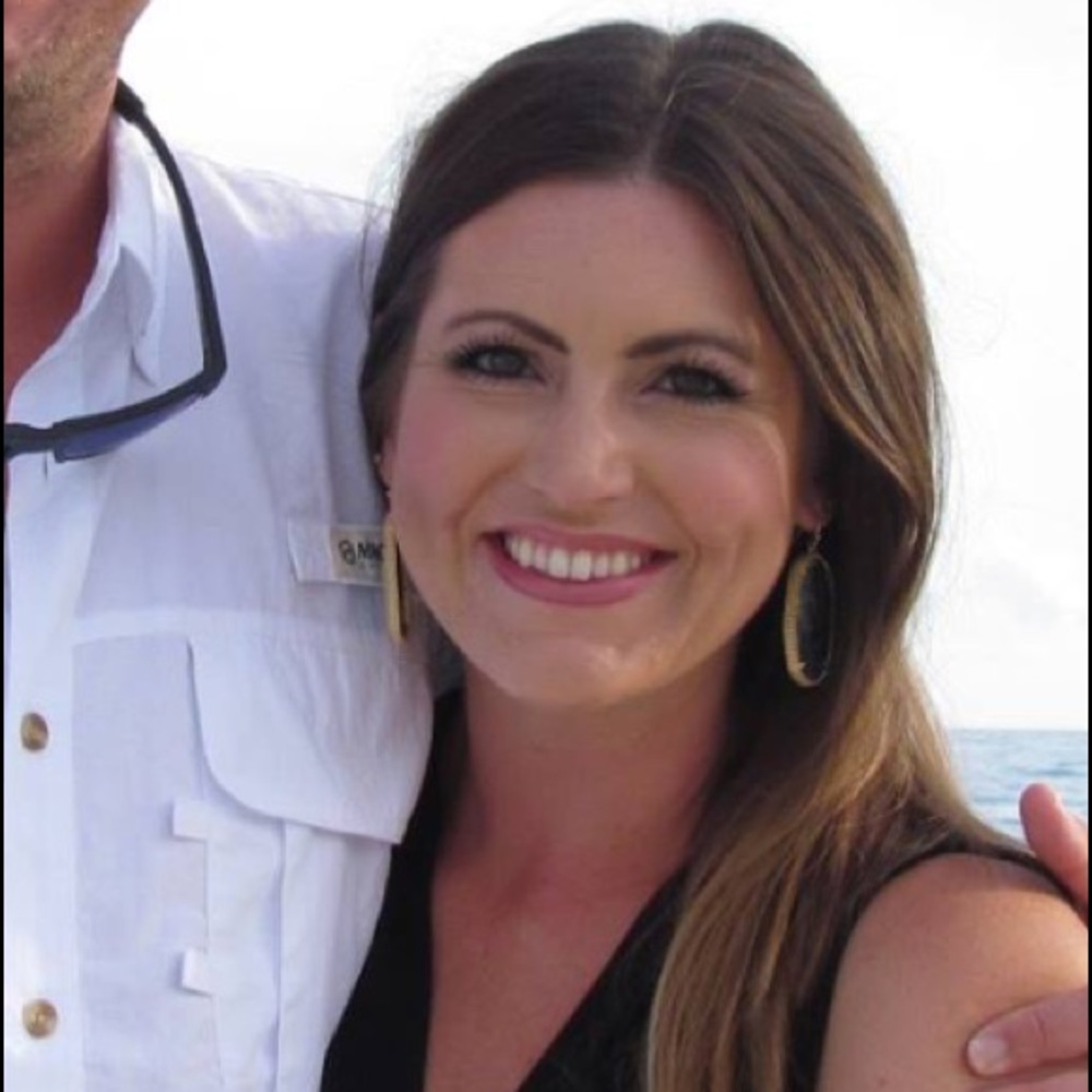 Meet your Posher, Elizabeth