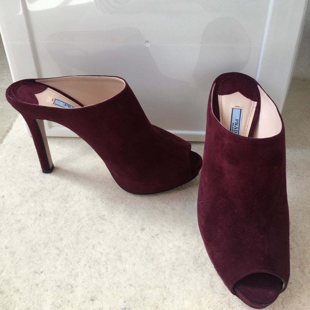 Prada Peep-toe Booties size 39.5