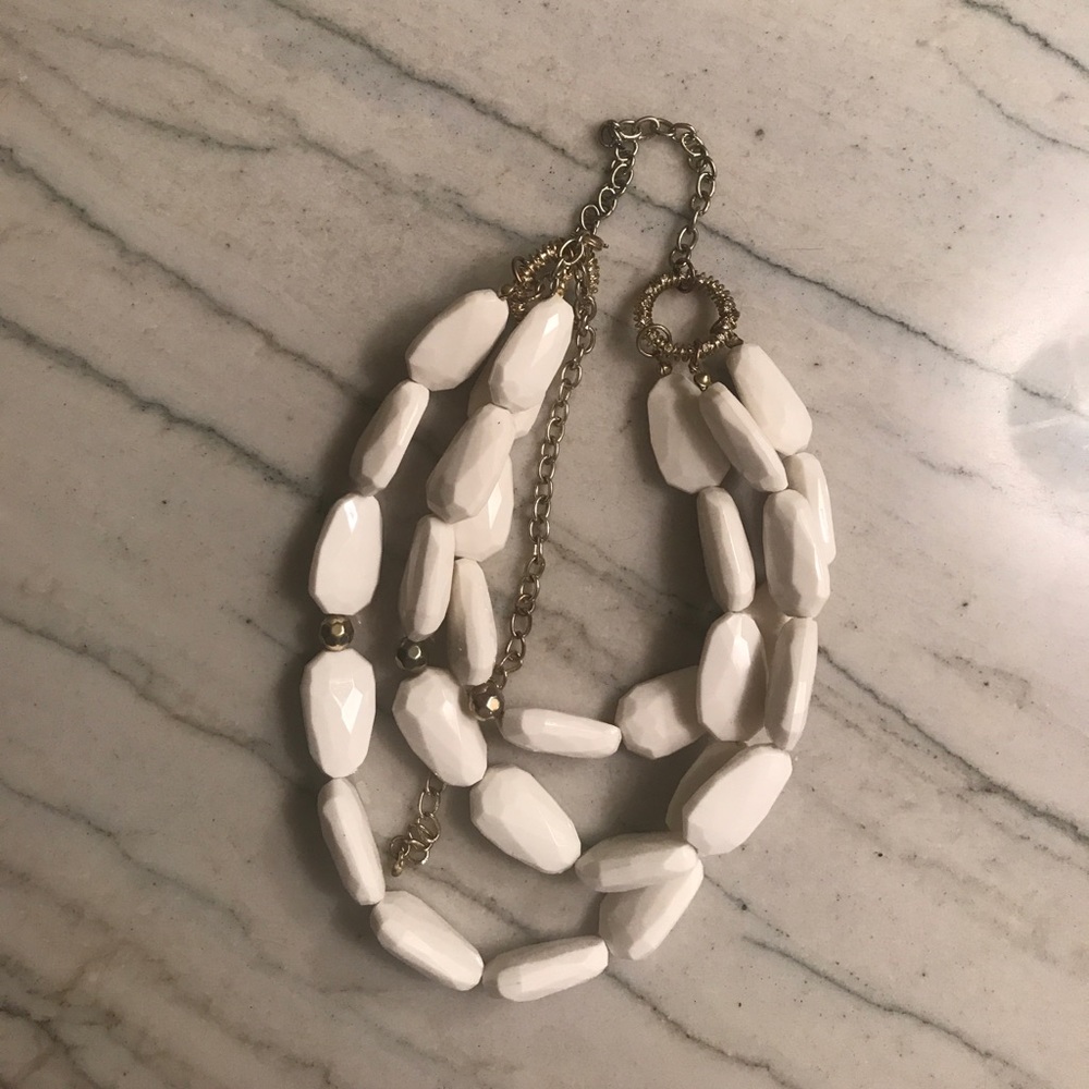 White statement necklace