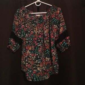 NY&C floral print blouse size medium