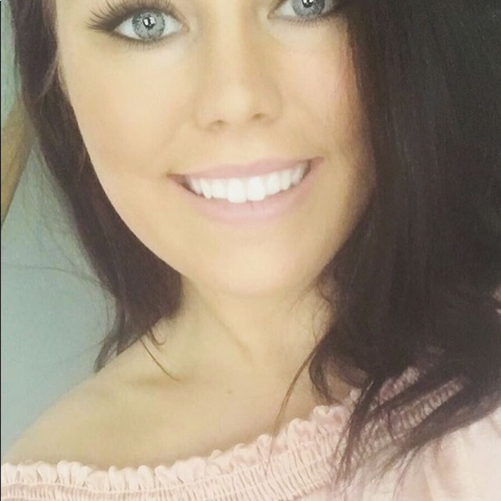 Meet your Posher, Briana
