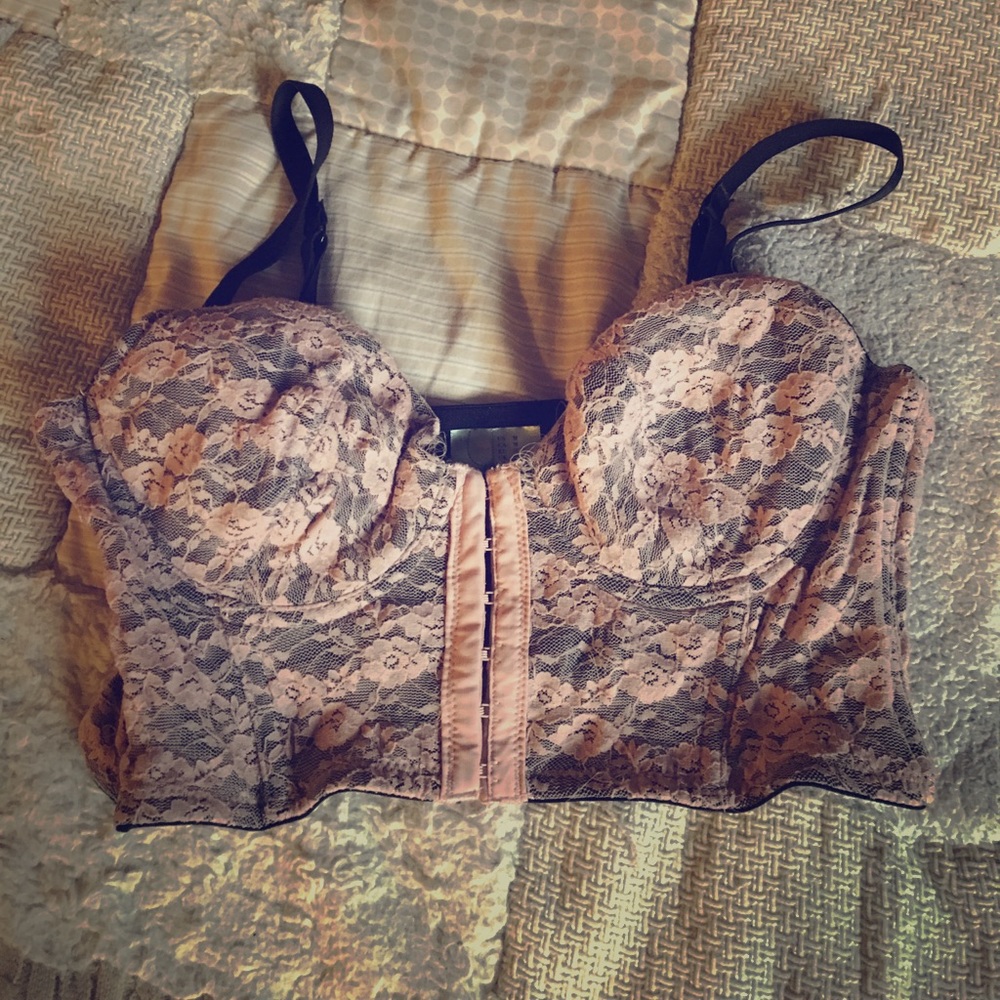 Cute laced crop top