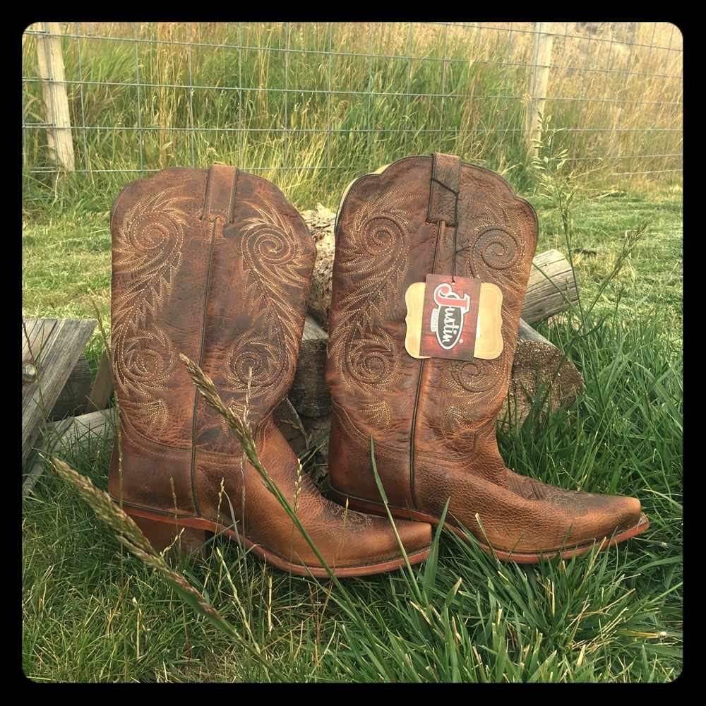 Women's Justin Amorita Cowgirl Boots
