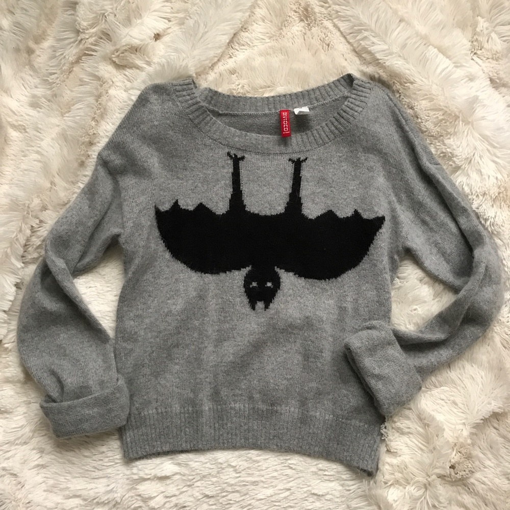 h&m bat sweater