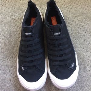Black rocket dog slip on sneakers NWOT