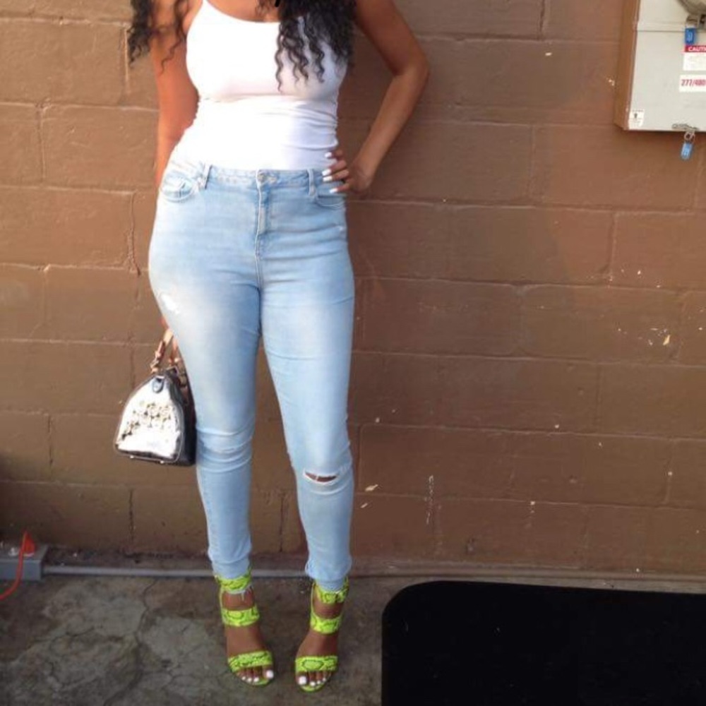 TALL slit knee jeans. Size is W34 L36 aka size 16.