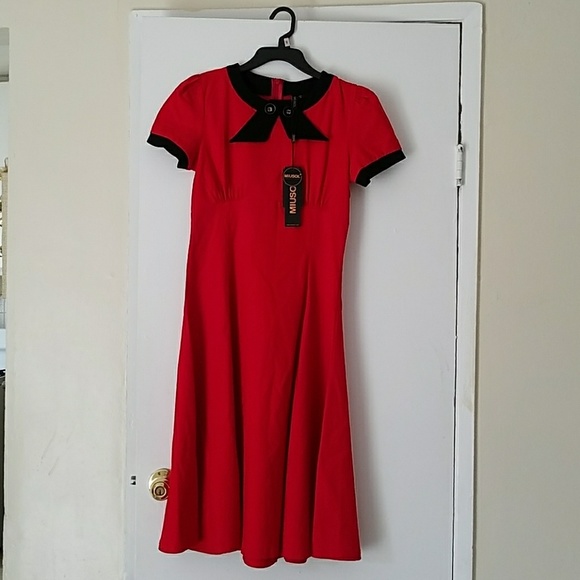 Miusol Dresses & Skirts - Short sleeve red dress