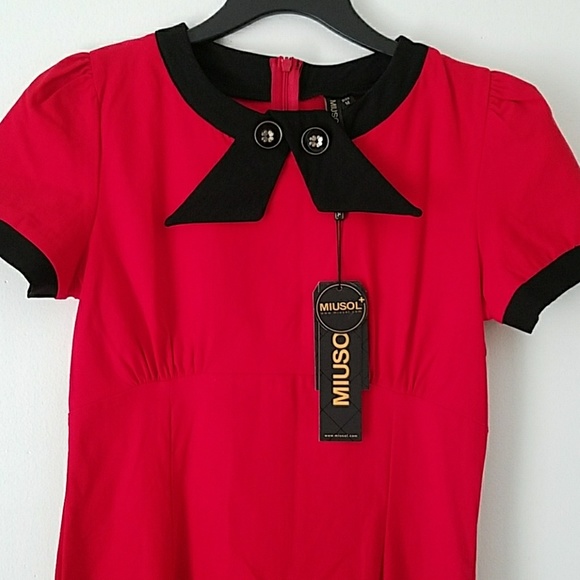 Short sleeve red dress - Picture 2 of 2