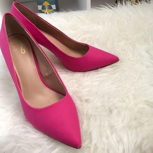 Size 9.5 Pink shoes
