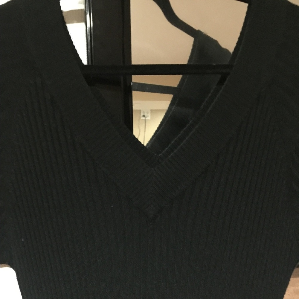 Blouse - Picture 2 of 3