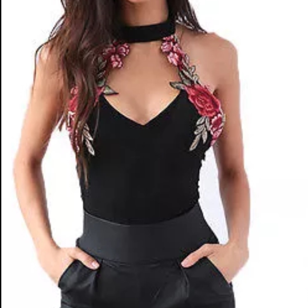 ⬇️ $36 BLACK FLORAL ROSE BACKLESS BODYSUIT SIZE XL - Picture 3 of 8