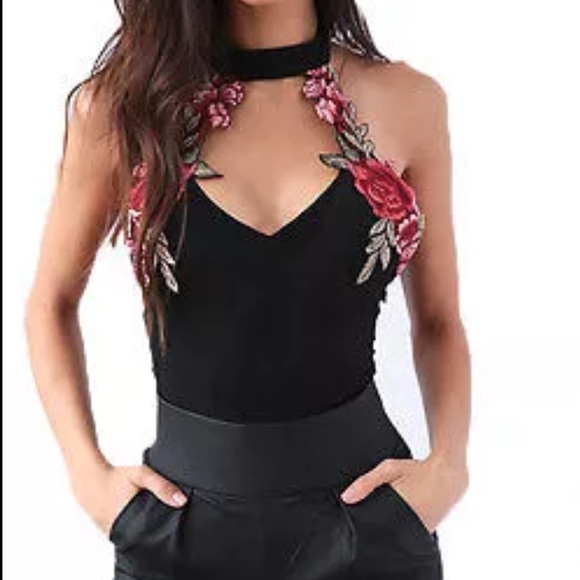 ⬇️ $36 BLACK FLORAL ROSE BACKLESS BODYSUIT SIZE XL - Picture 3 of 8