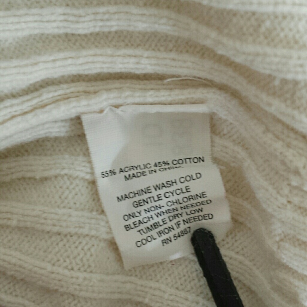 Express Ribbed Sweater - Picture 7 of 7