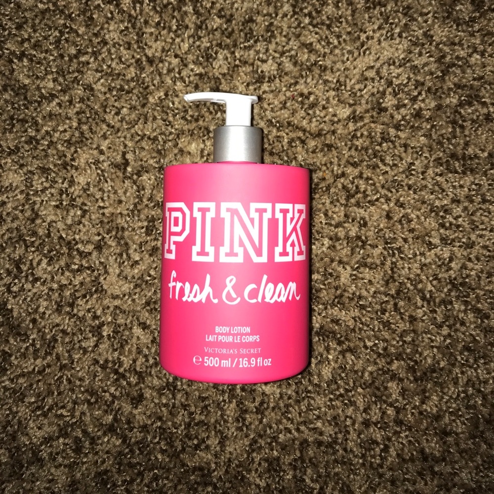 “Fresh & Clean”body lotion by PINK