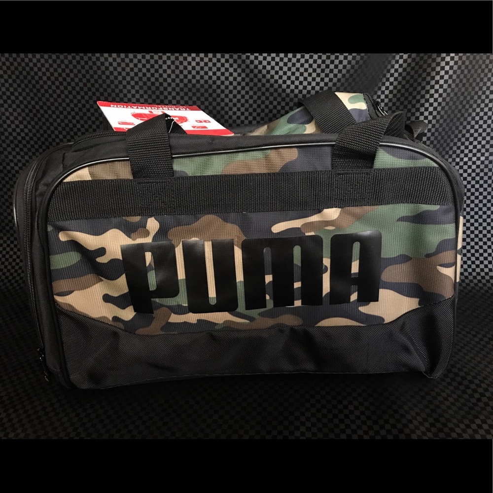 💥PUMA CAMO 19" DUFFEL💥