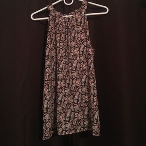 NY&C sleeveless floral print blouse size medium